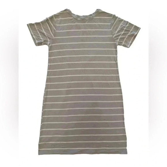 BCBGeneration Grey  White Striped Short Sleeve Mini Dress Size Small - Picture 4 of 9